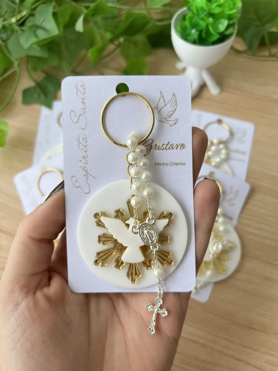 Chaveiro de anjo com pérolas